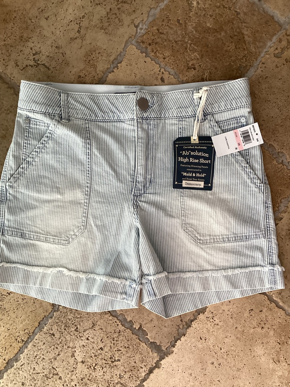 NWT-Democracy pin striped AB"solution High Rise Shorts SZ 10